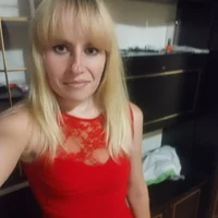 OliviaMoon_M's Avatar Pic