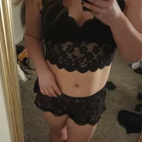 adventurebabeee's Profile Pic