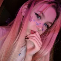 Roxi_star's Profile Pic