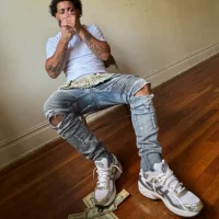 รูปโปรไฟล์ของ curlypapi88