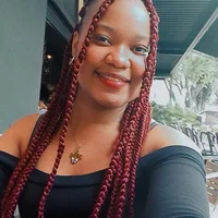 Laura_James1's Profile Pic