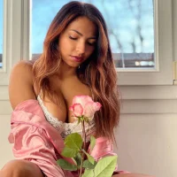 Sluttygirl11's Avatar Photo
