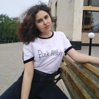 Annacurrier's Avatar Pic