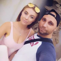 ONEwoMANshoow's Profile Pic