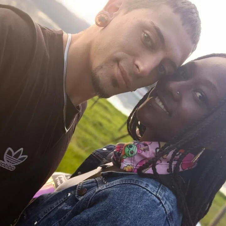Pareja18Nu
