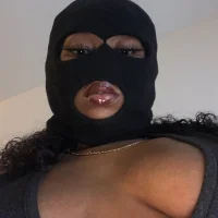 Zdjęcie profilowe modela Charmy420