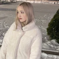 LynetGold's Avatar Pic