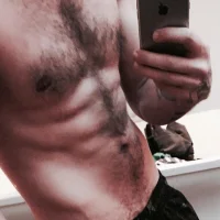 robertlpz12's Profile Pic