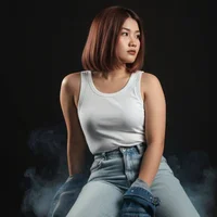 LesleeEbadi's Avatar Pic