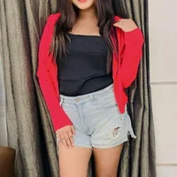 simmi_4567 model avatar