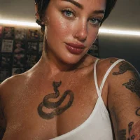 EllieOz's Avatar Pic