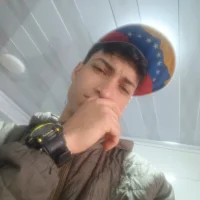 angel013's Profile Pic