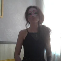 queenlola21's Avatar Photo