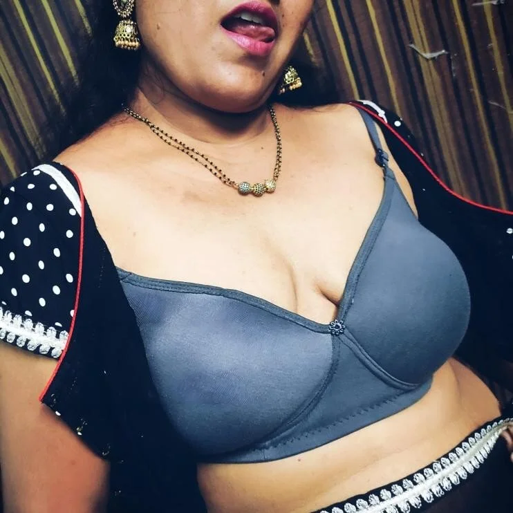 doly_thebubbly_telugugirl profile photo