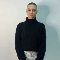 LorrianeSealy's Profile Pic