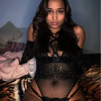 deborahbel Φωτ, Προφίλ