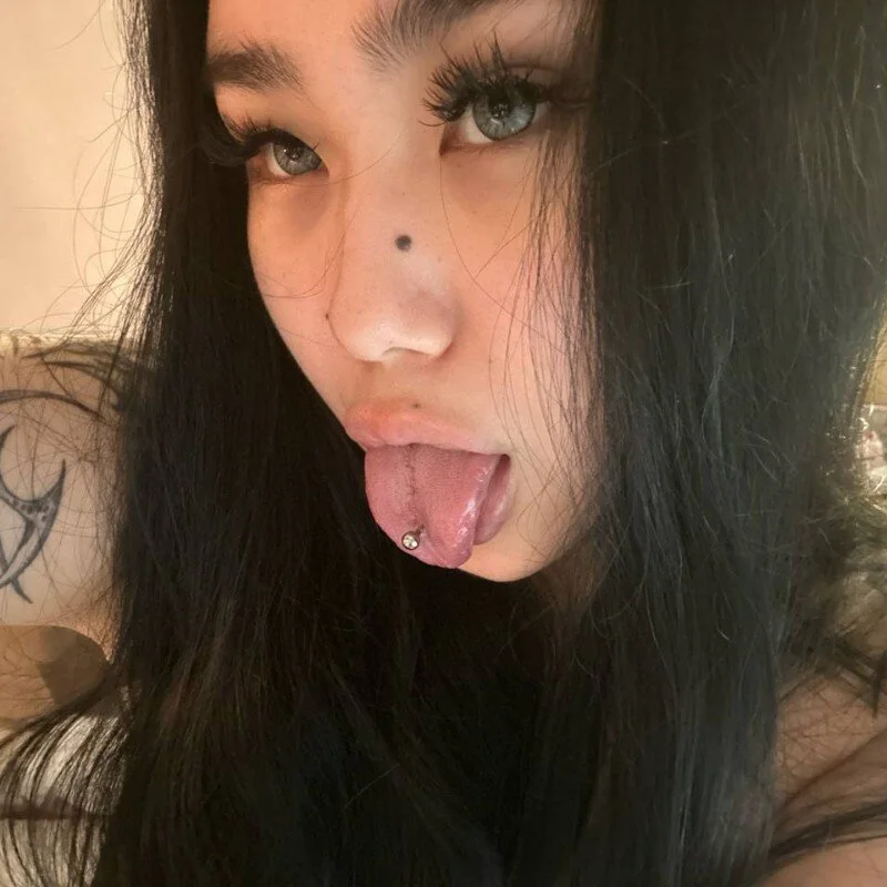 Yuriko_May Stripchat profile image