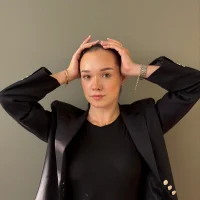 PhebeRumley's Avatar Pic