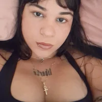 BellaEscarlate