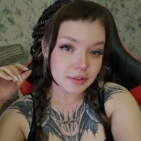 AliceVan__'s Profile Pic