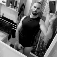 รูปโปรไฟล์ของ PornoFlo82