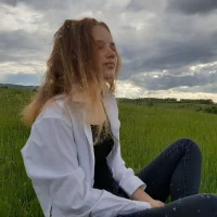 WandaDerricott's Profile Pic