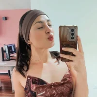 Gambar Profil ArianaDominguezPink_