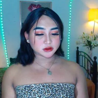 LucyandFoxySisters's Profile Pic