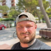 Bobby00's Profile Pic