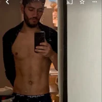 Goncalvespaulo's Offline Chat Room