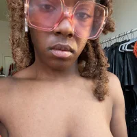 Zdjęcie profilowe modela flourishpeace