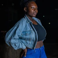 venoura's Profile Pic