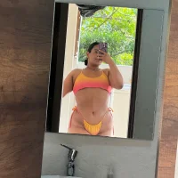 ellamontoya Poză avatar