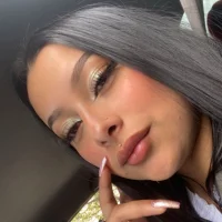 _chloee_b's Profile Pic
