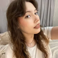 EvaMillano's Profile Pic