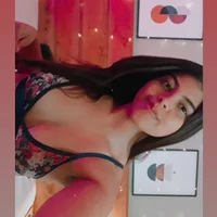 alice-12's Profile Pic