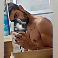 Cazzoduroegrossooooo webcam