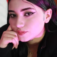 vpamelaper's Profile Pic