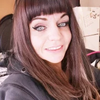 Foto do avatar de Petitegreeneyez69