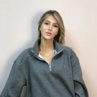 AmyClarks   的个人资料图片