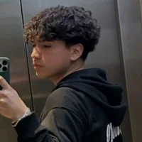 exiuu's Profile Pic