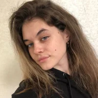 ElwineBready's Profile Pic