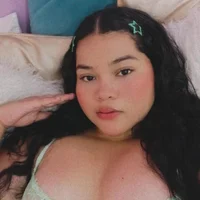 Evelin_Millerr Φωτ, Προφίλ