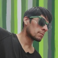 Sectorru Poză de profil