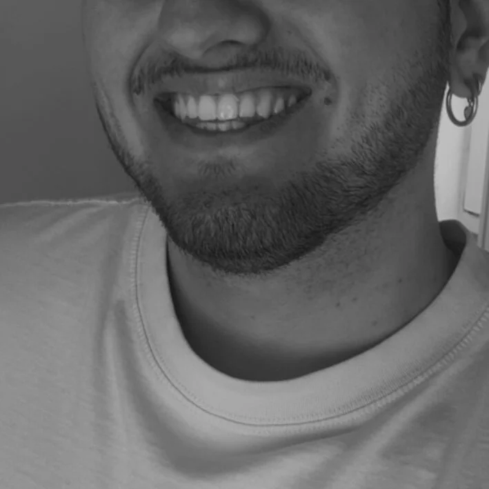 J24Gay profile photo