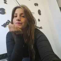 Sara_oli's Profile Pic