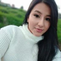 mia_skyee's Avatar Pic