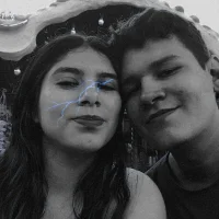 תמונת פרופיל של Stephanie_and_Thiago