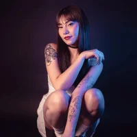 SaharaKramer  頭像圖片