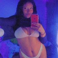 emma_clakks profilbillede